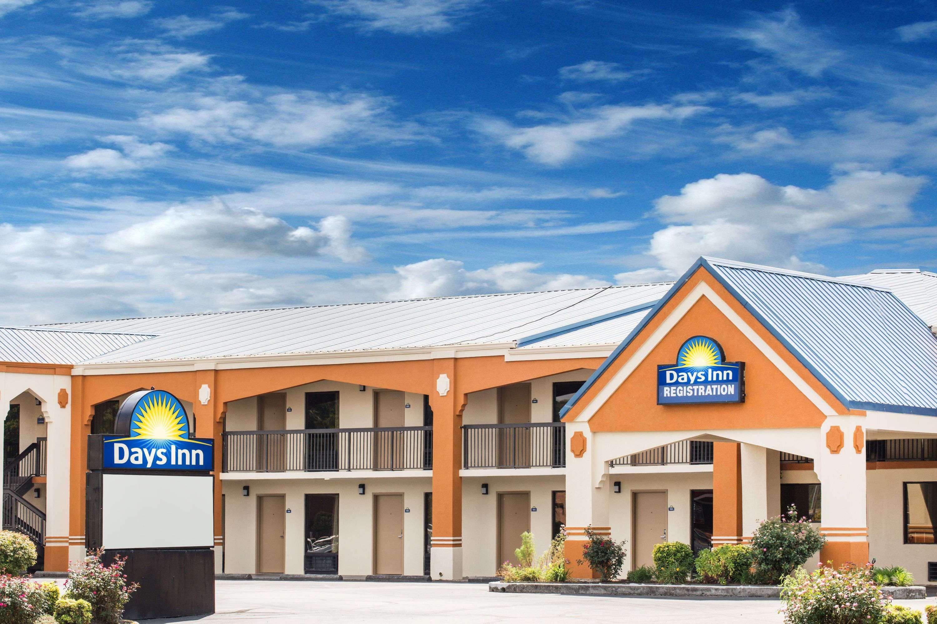 Days Inn By Wyndham Athens Kültér fotó